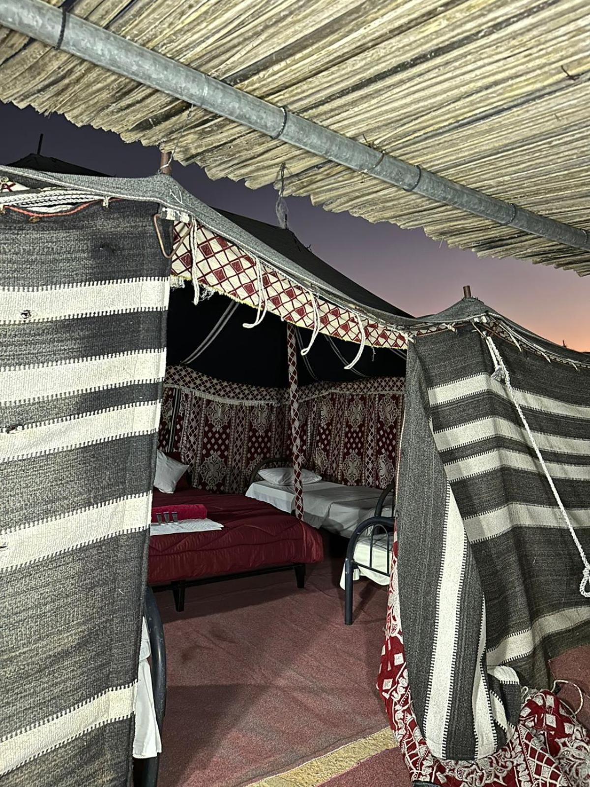 Отель Wahiba Bedouin Rustic Camp Bidiya Экстерьер фото