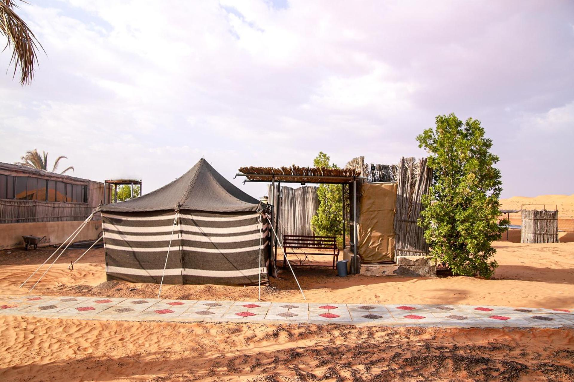 Отель Wahiba Bedouin Rustic Camp Bidiya Экстерьер фото